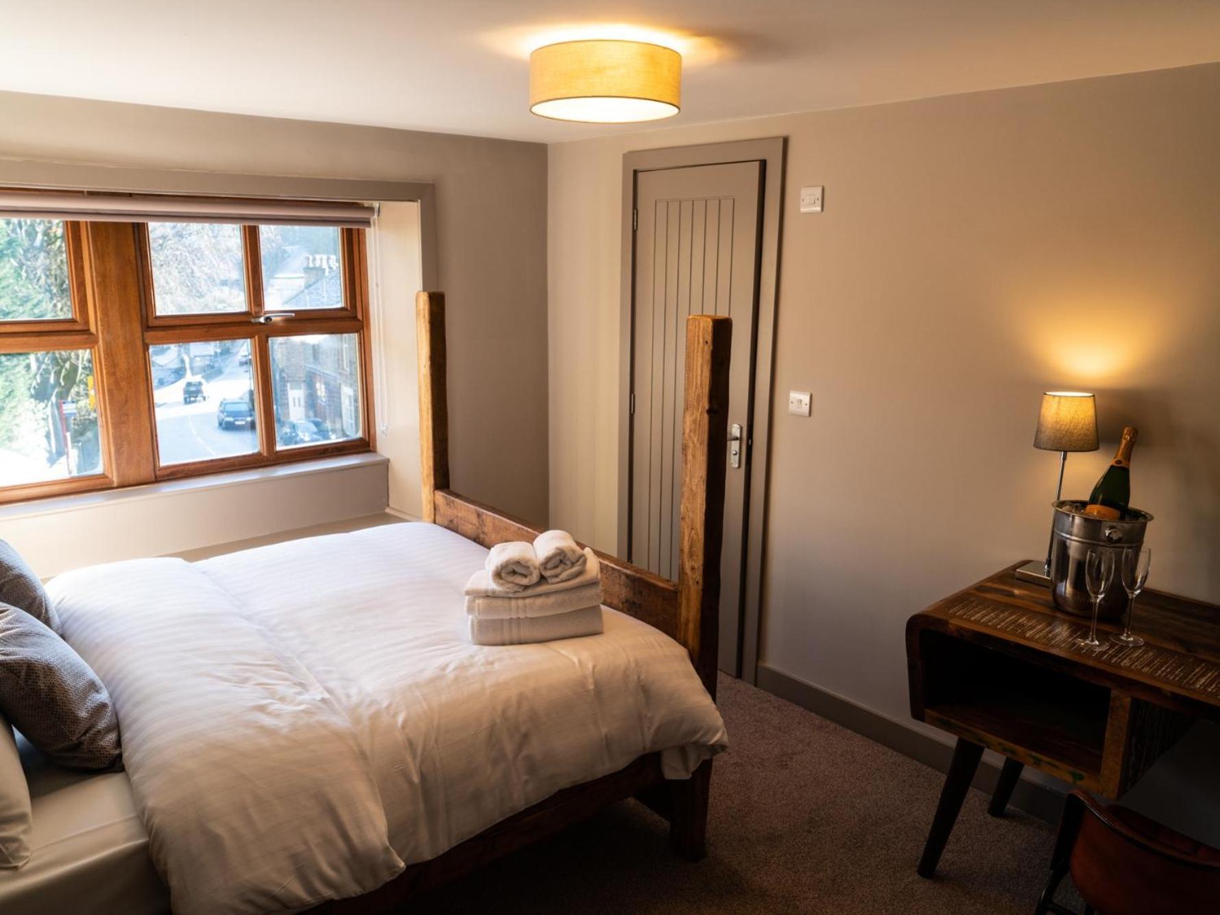 Hotel The Milestone Sowerby Bridge Pokoj fotografie