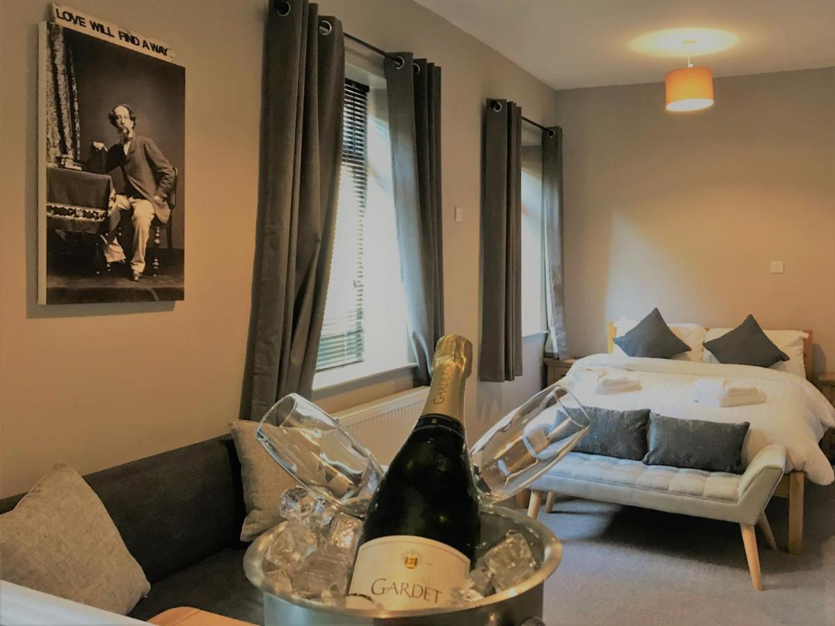 Hotel The Milestone Sowerby Bridge Exteriér fotografie